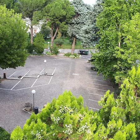 Euromotel Croce Bianca Hotel 2*